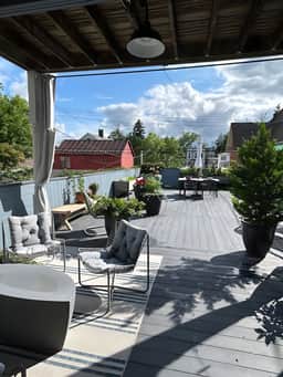Warren St Apt with Sunny Terrace