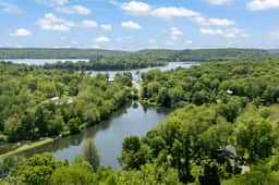 Waterside Private Retreat Home Near Copake Lake