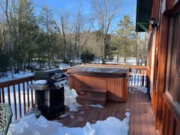 Cabin • Hot Tub • Town & Mtn