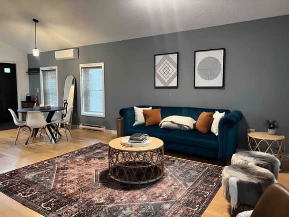 Near Track & Town, Cozy Two Bed