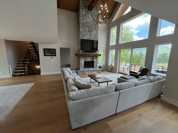 Brand New Mountain View House