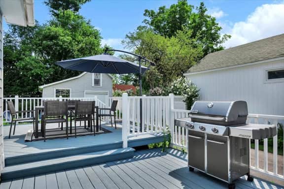 Saratoga Track House, Pet Friendly, Workspace