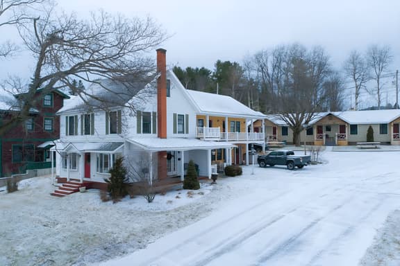 Entire Hotel | 50 People | Snowshoe Lodge