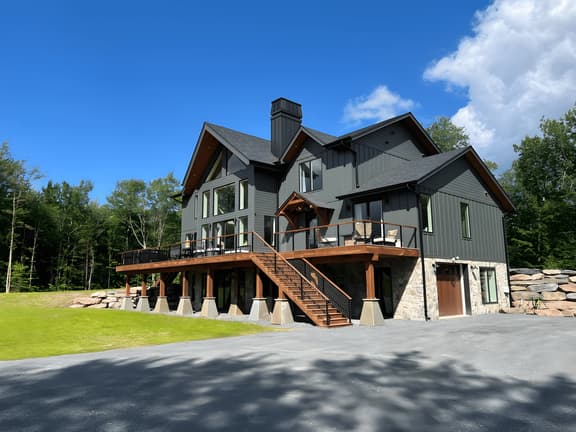 Brand New Mountain View House